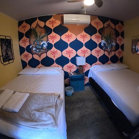 Sunset Hut Hostel โอโมอา ภายนอก รูปภาพ