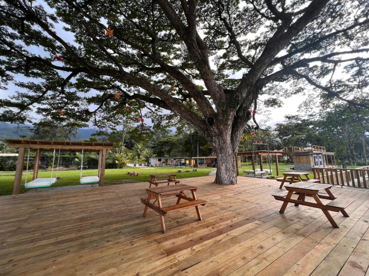 Sunset Hut Hostel โอโมอา ภายนอก รูปภาพ