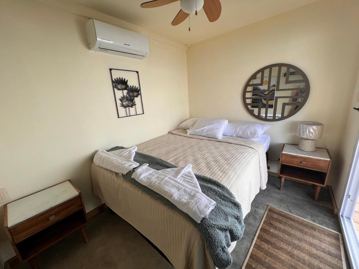 Sunset Hut Hostel โอโมอา ภายนอก รูปภาพ